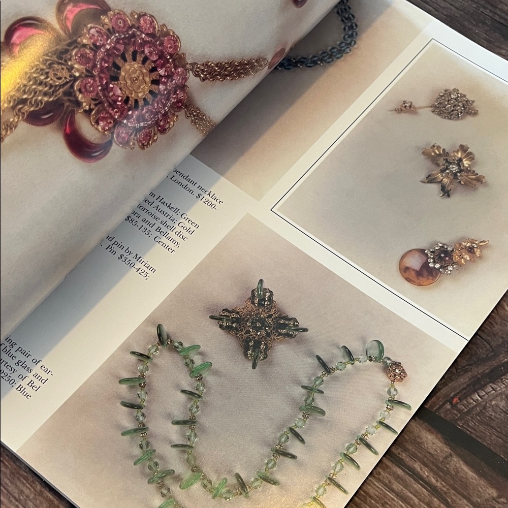 The Best of Costume Jewelry by Nancy N. Schiffer - Picture 7 of 10